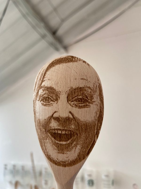 Liz Truss wooden spoon, prank gift, British prime minister, housewarming, political parody, cook, kitchen, gift