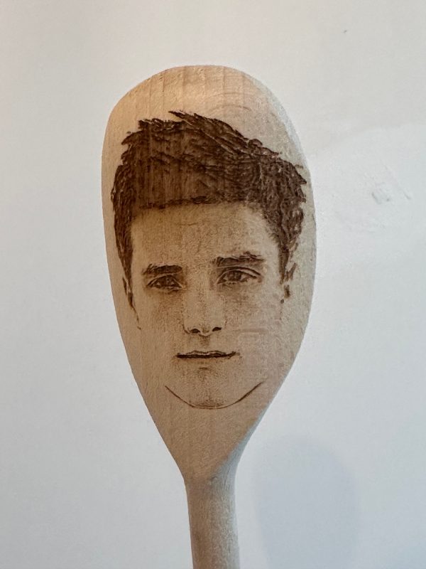 Josh Hutcherson's Face Engraved on a Wooden Spoon (30cm), Unique Gift. Peeta Mellark in The Hunger Games, Journey 2, Five Nights At Freddies